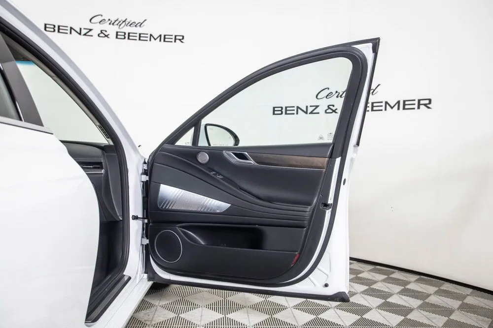 Genesis G80 photo 19
