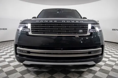 More photos of 2024 Land Rover Range Rover SE at Certified Benz & Beemer, AZ
