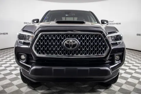 More photos of 2019 Toyota Tacoma TRD Sport at Certified Benz & Beemer, AZ