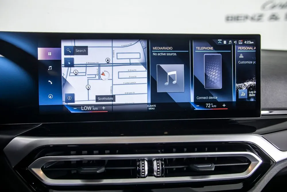 BMW i4 photo 26
