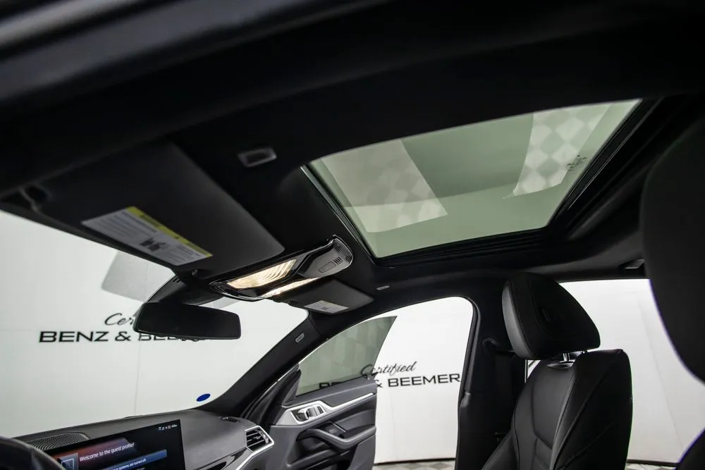 BMW i4 photo 22