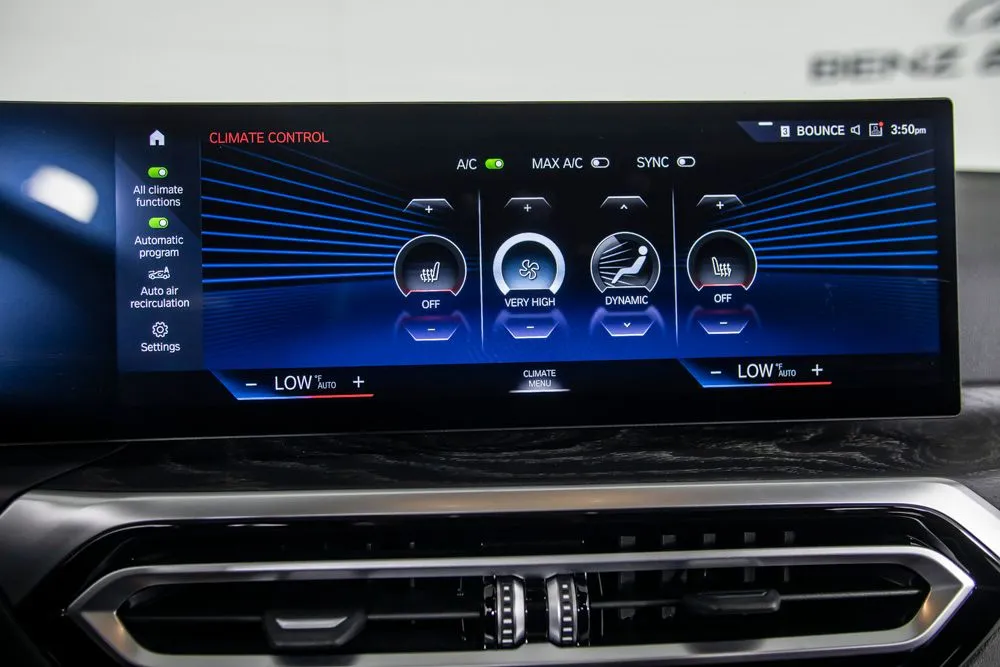 BMW i4 photo 26