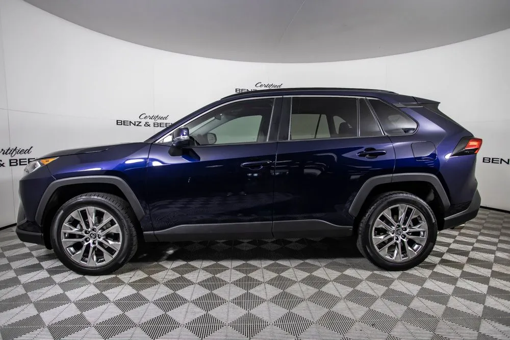 Toyota RAV4 photo 10