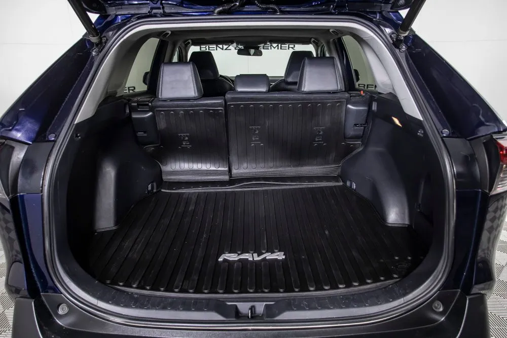 Toyota RAV4 photo 8