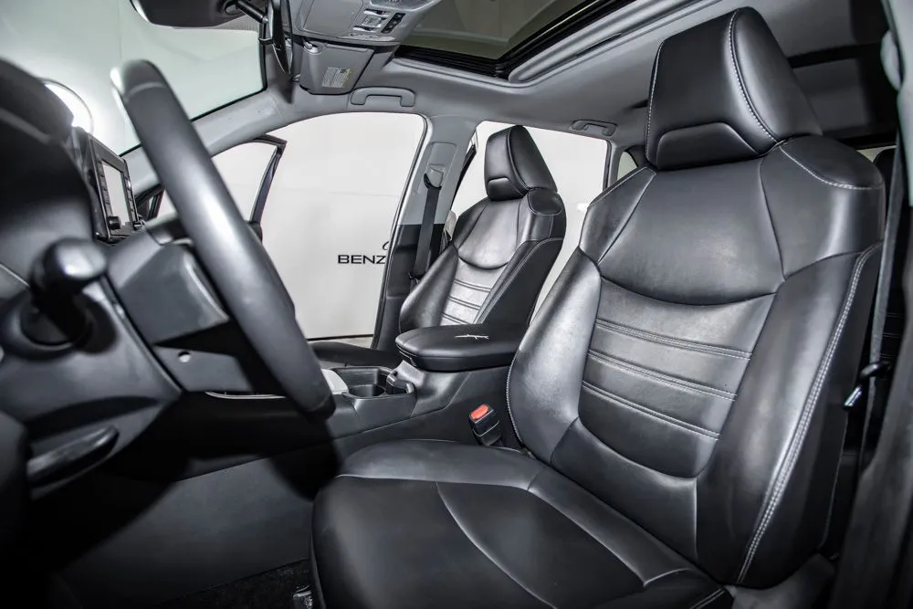 Toyota RAV4 photo 13