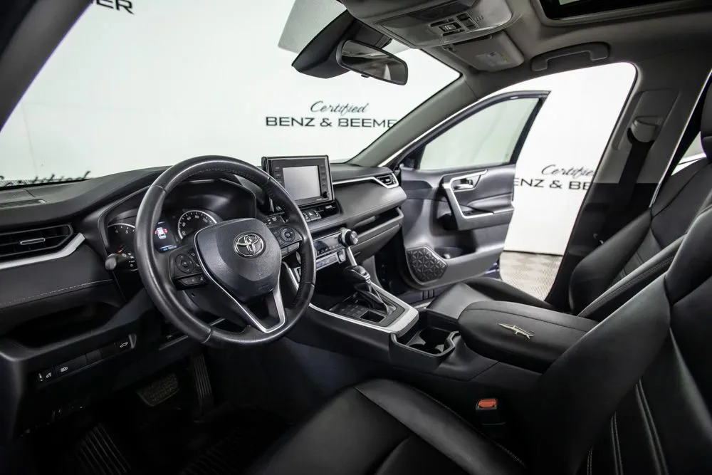 Toyota RAV4 photo 21