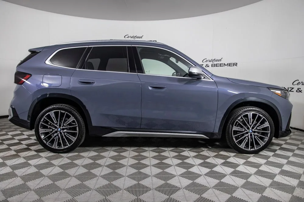 BMW X1 photo 3