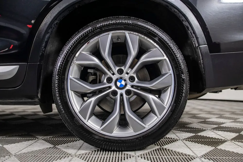 BMW X4 photo 42