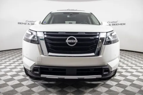 More photos of 2023 Nissan Pathfinder SL at Certified Benz & Beemer, AZ