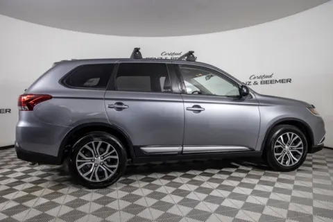 More photos of 2018 Mitsubishi Outlander ES at Certified Benz & Beemer, AZ