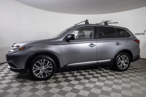 More photos of 2018 Mitsubishi Outlander ES at Certified Benz & Beemer, AZ