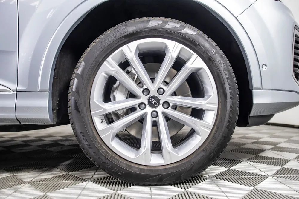 Audi Q7 photo 42