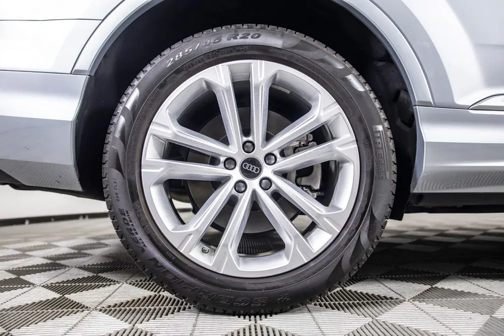 Audi Q7 photo 43