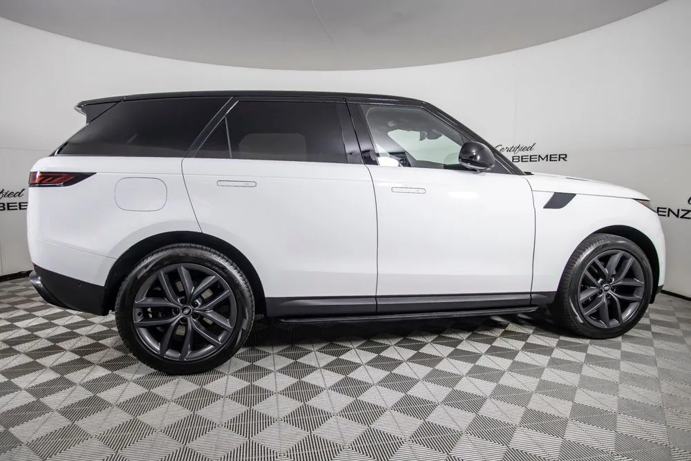 Land Rover Range Rover Sport photo 10