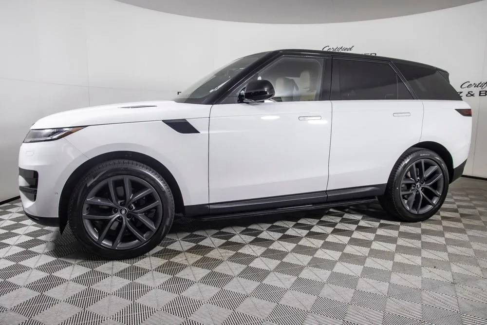 Land Rover Range Rover Sport photo 7
