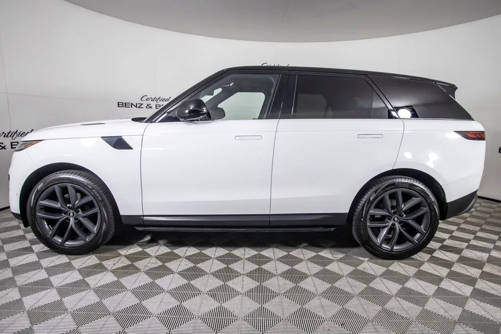 Land Rover Range Rover Sport photo 8