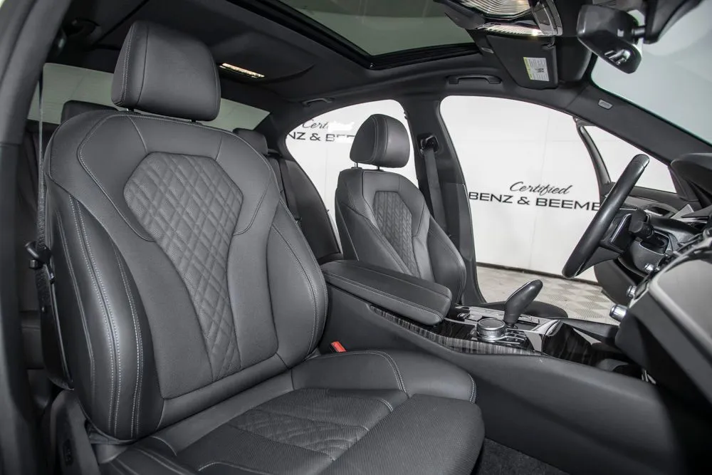 BMW 5 Series photo 16