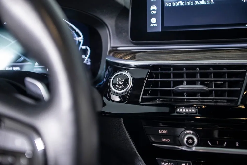 BMW 5 Series photo 28