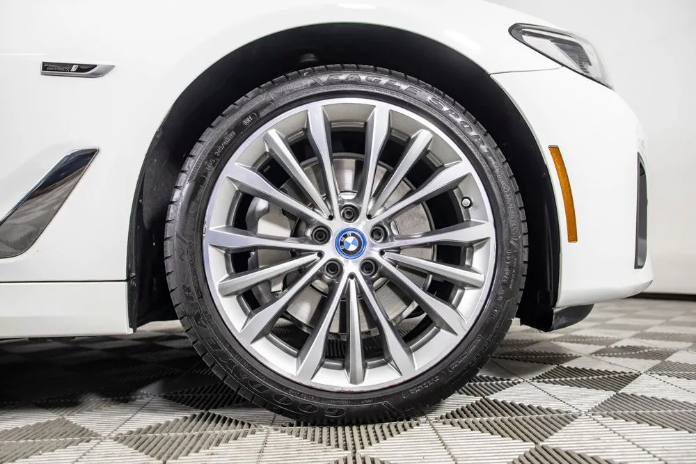 BMW 5 Series photo 41