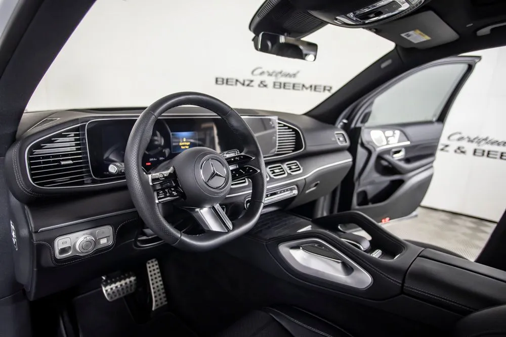 Mercedes-Benz GLS photo 23