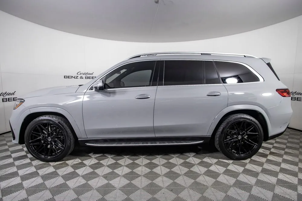 Mercedes-Benz GLS photo 11