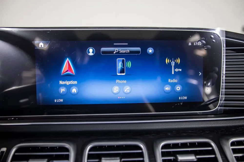 Mercedes-Benz GLS photo 32