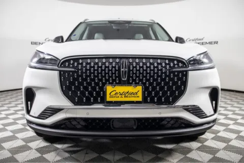 More photos of 2026 Lincoln Aviator Reserve at Certified Benz & Beemer, AZ