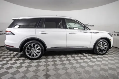 More photos of 2026 Lincoln Aviator Reserve at Certified Benz & Beemer, AZ