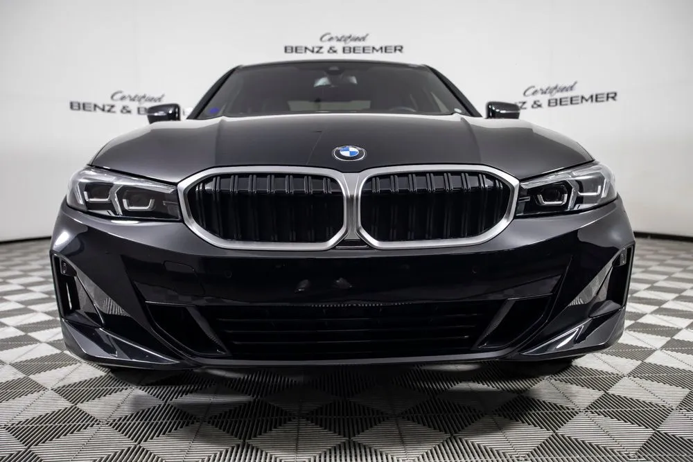 BMW 3 Series photo 5