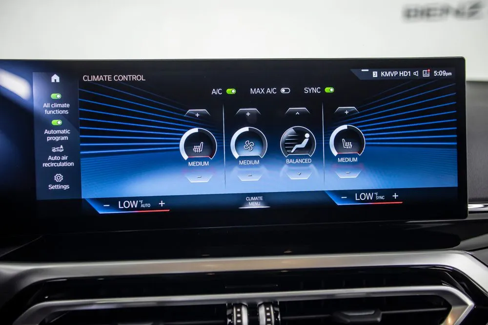 BMW 3 Series photo 26
