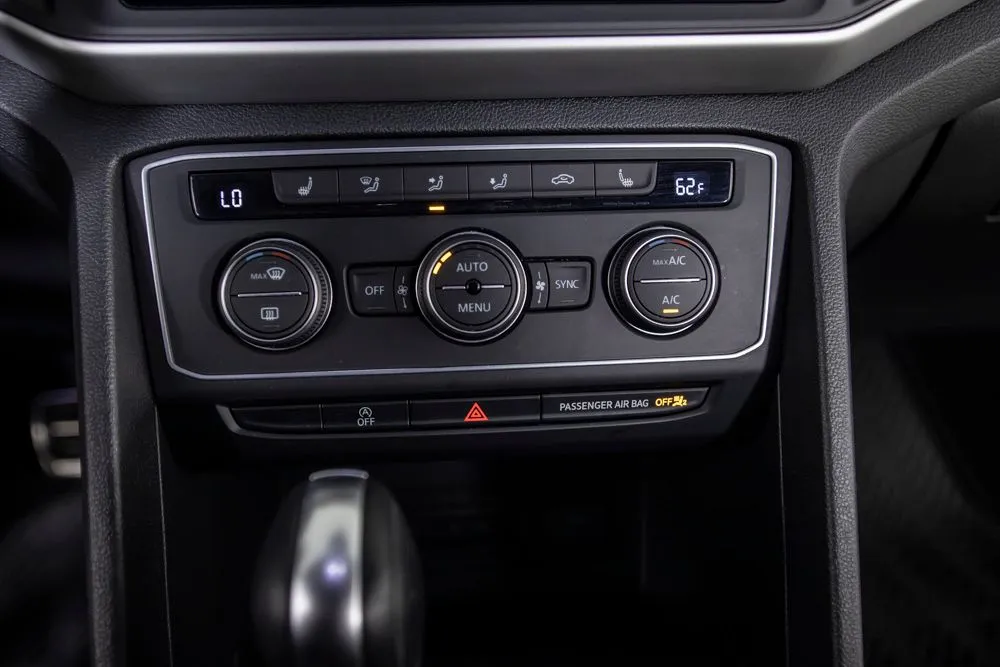 Volkswagen Atlas Cross Sport photo 28
