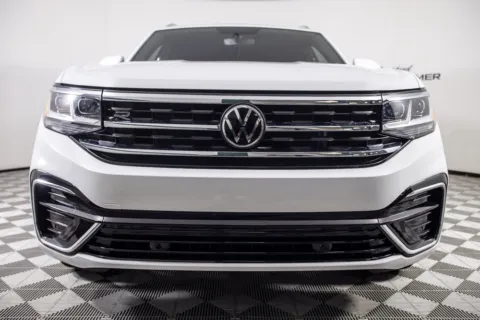 More photos of 2021 Volkswagen Atlas Cross Sport 3.6L V6 SE w/Technology R-Line at Certified Benz & Beemer, AZ