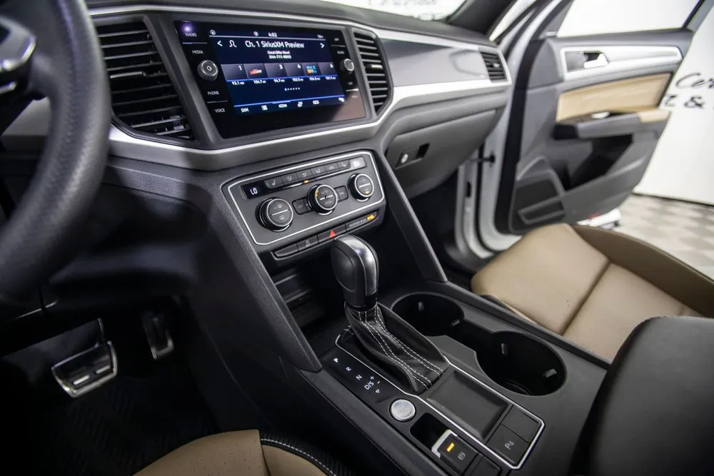 Volkswagen Atlas Cross Sport photo 29