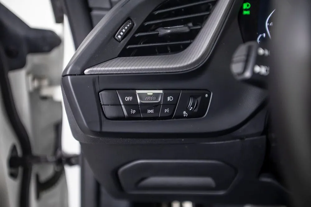 BMW 2 Series photo 35