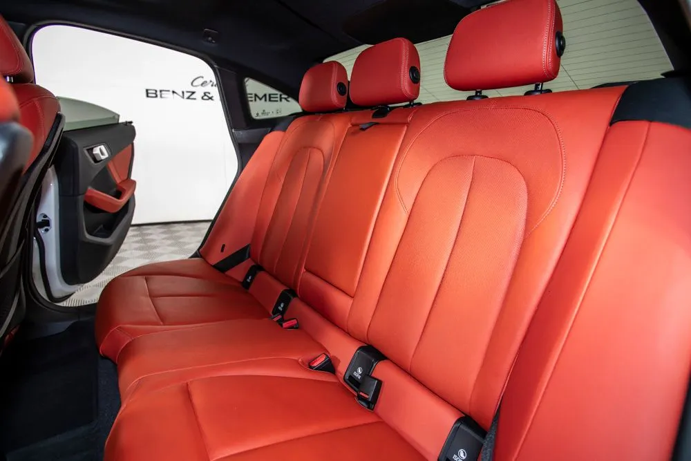 BMW 2 Series photo 14