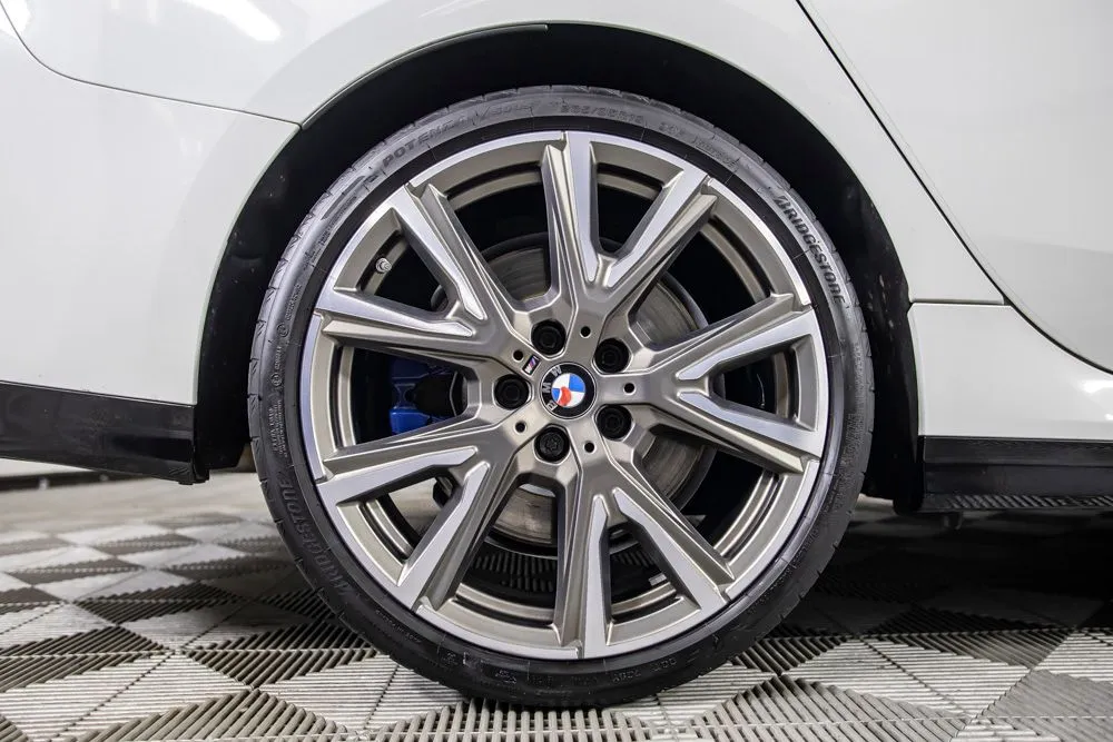 BMW 2 Series photo 41
