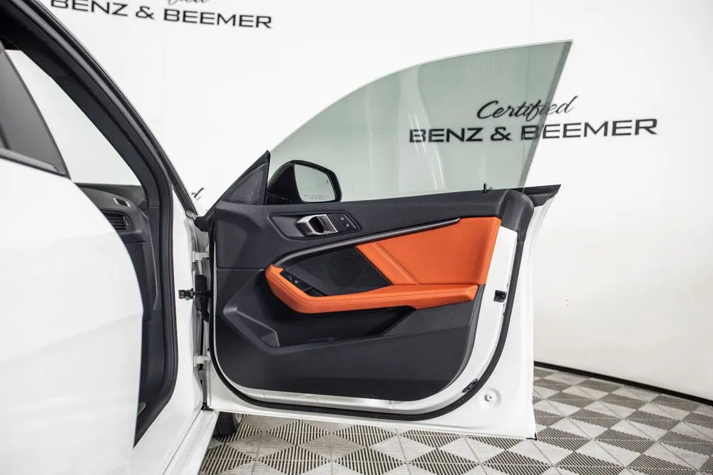 BMW 2 Series photo 19