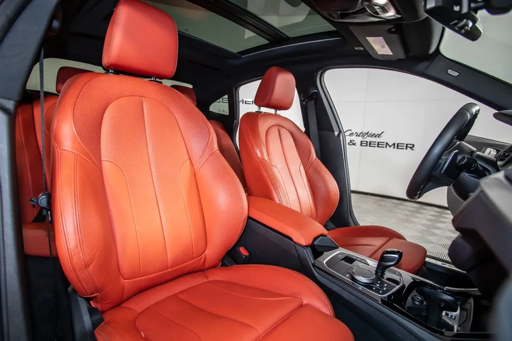 BMW 2 Series photo 16