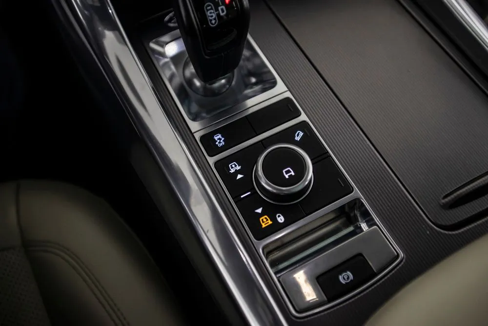 Land Rover Range Rover Sport photo 33