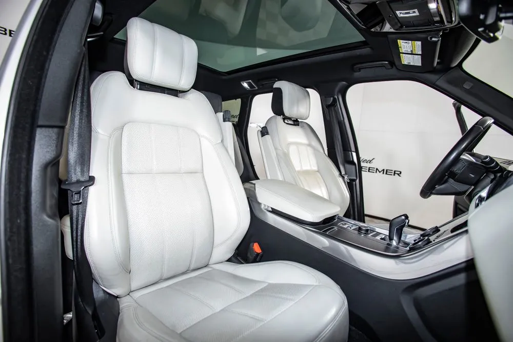 Land Rover Range Rover Sport photo 16