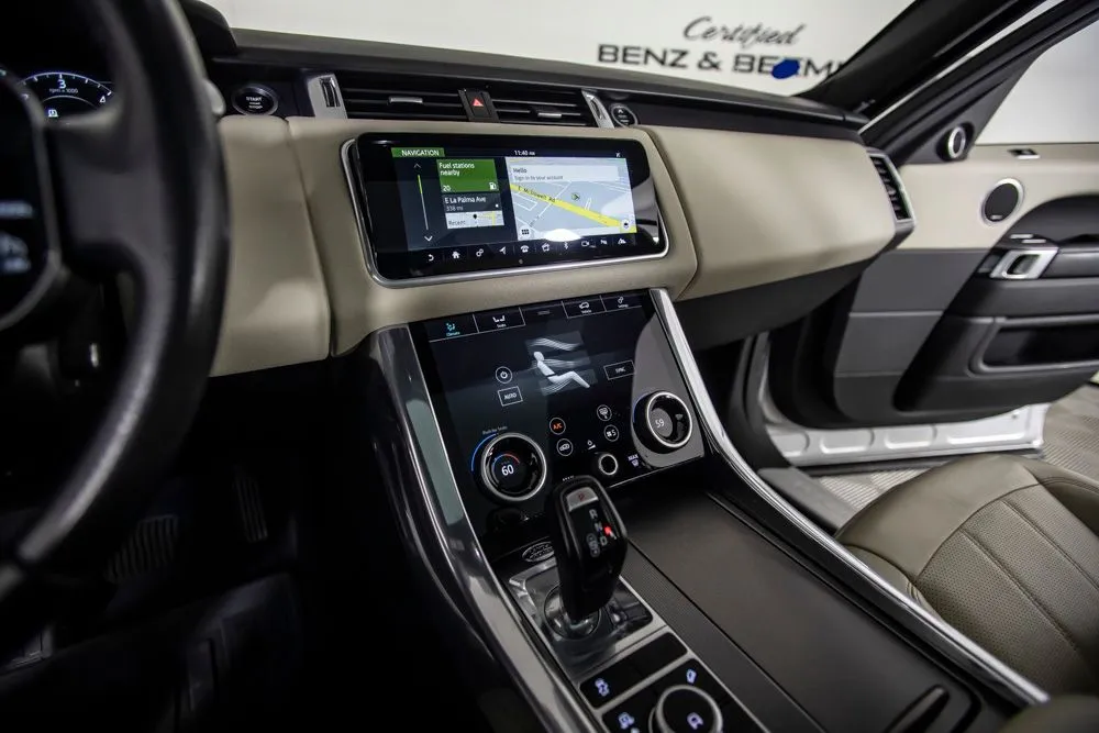 Land Rover Range Rover Sport photo 31