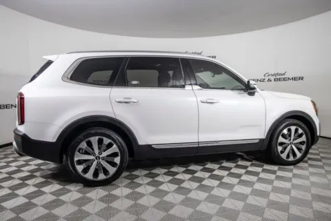 More photos of 2020 Kia Telluride EX at Certified Benz & Beemer, AZ