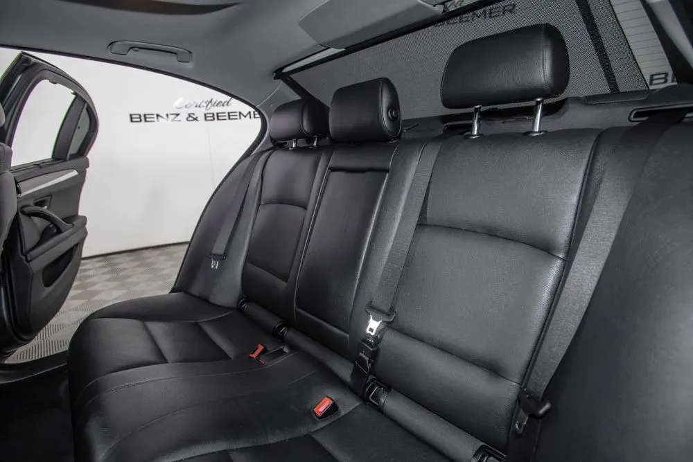 BMW 5 Series photo 14