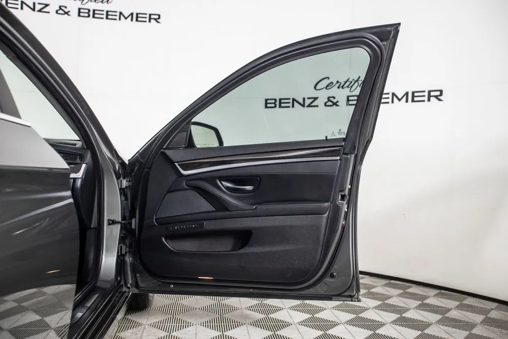 BMW 5 Series photo 19
