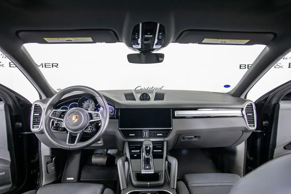 Porsche Cayenne photo 23