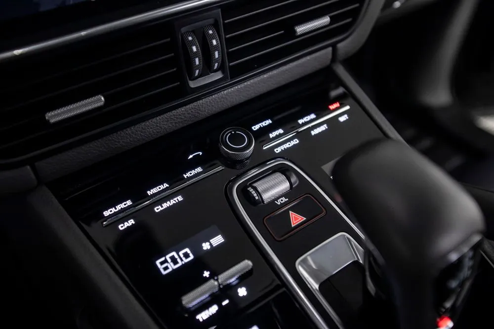 Porsche Cayenne photo 33