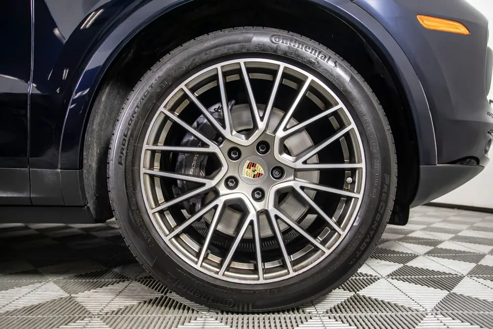 Porsche Cayenne photo 42