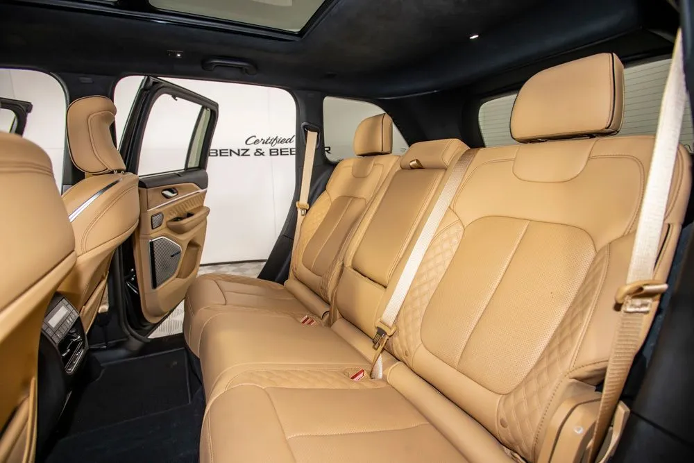 Jeep Grand Cherokee photo 13