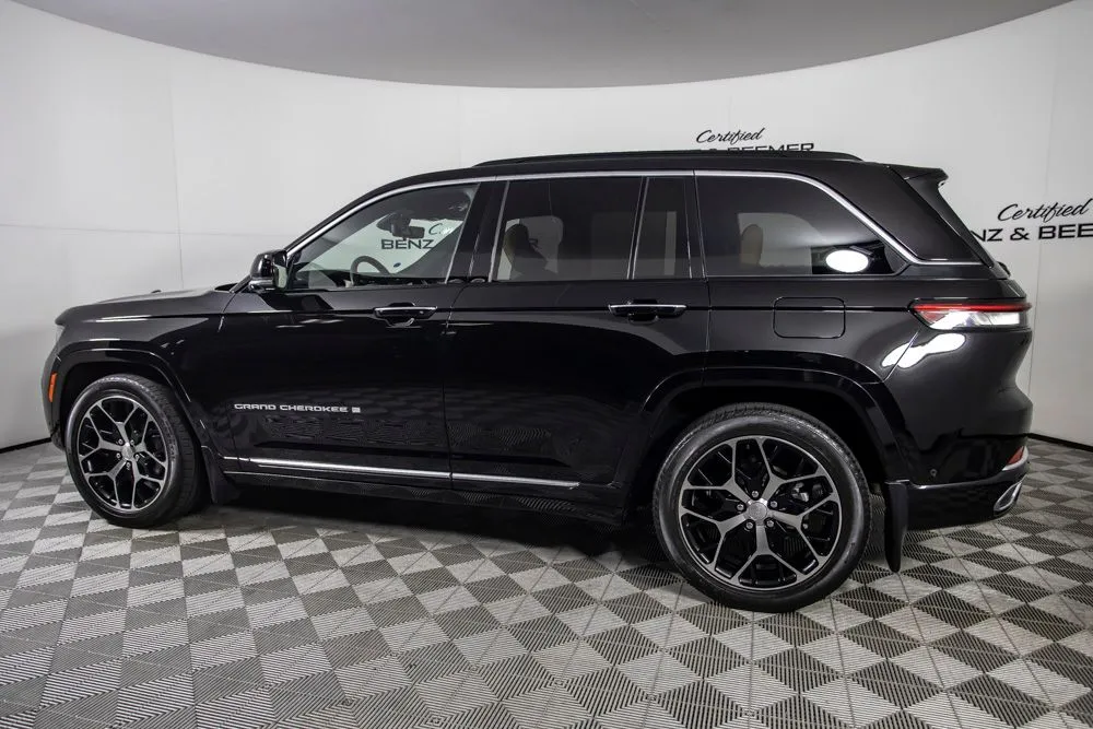 Jeep Grand Cherokee photo 10