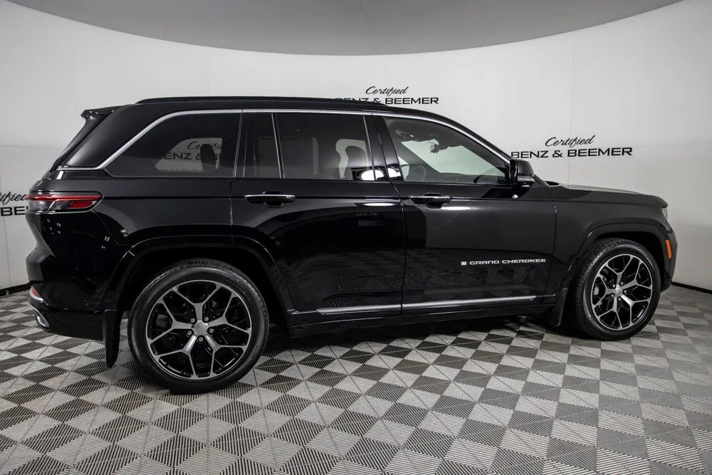 Jeep Grand Cherokee photo 4